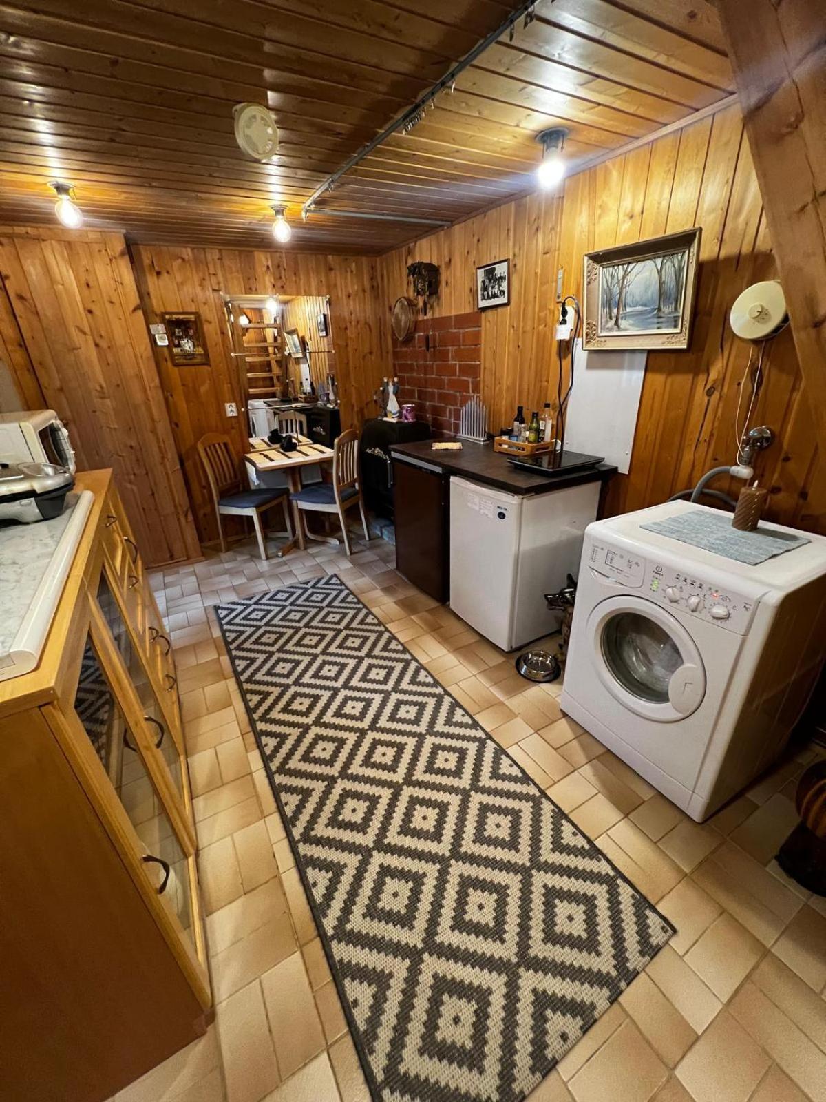 Adorable 1-Bedroom Cottage/Guesthouse In Kittilae מראה חיצוני תמונה